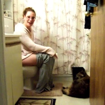 Plus size muscular woman Kaylee rain skype girls